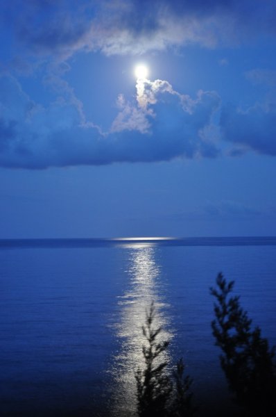 Фото к Список участников и работы конкурса «Явления в природе». Номинация «Световая кисть»