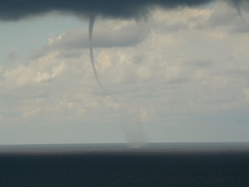 Фото к Список участников и работы конкурса «Явления в природе». Номинация «Энергия движения»