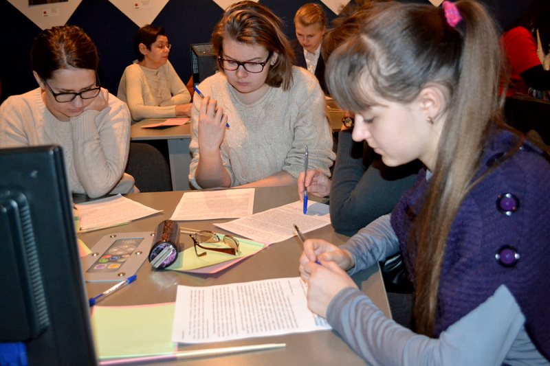 Фото к В Воронежском Информационном центре по атомной энергии прошел финал регионального конкурса мультимедийных презентаций «Наука и техника в лицах».