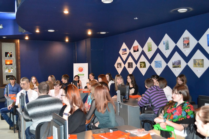 Фото к 11 марта в Воронежском информационном центре по атомной энергии состоялась встреча «Арктика глазами очевидца» рамках проекта «Дни Арктики в ИЦАО»