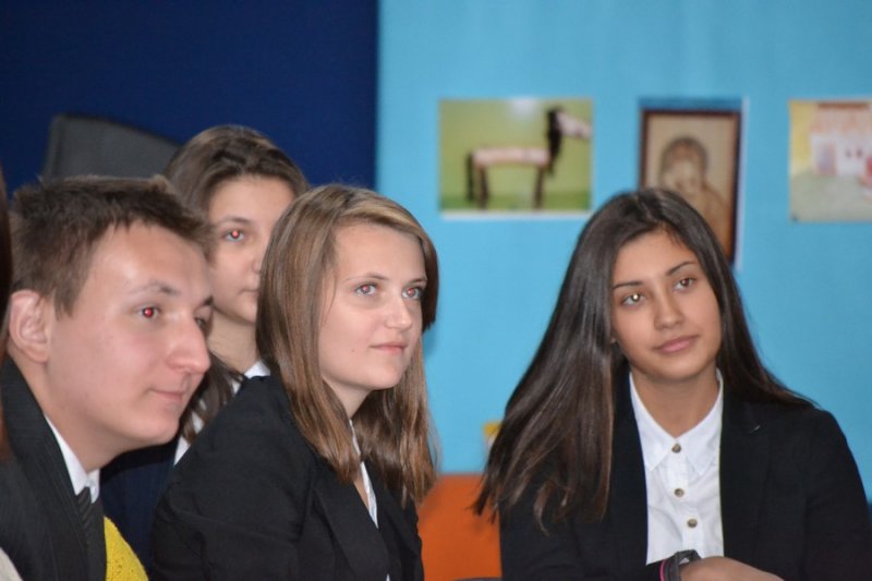 Фото к «Лунные пейзажи» и кратеры на асфальте: более 100 школьников Воронежской области приняли участие в фотоконкурсе ИЦАЭ