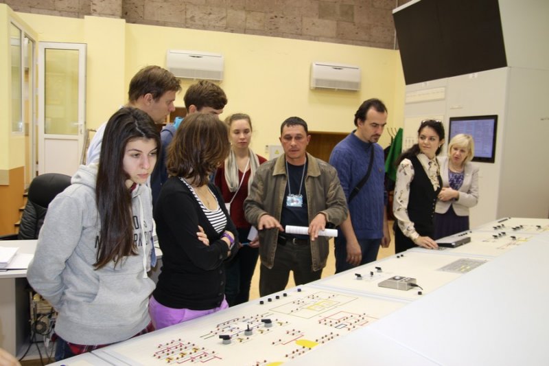 Фото к Научные журналисты федеральных СМИ посетили Нововоронежскую АЭС