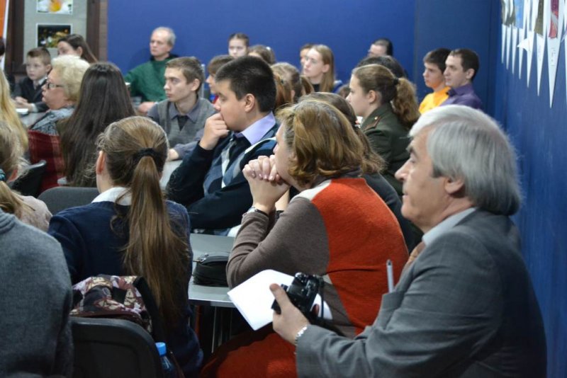 Фото к Информационный центр по атомной энергии наградил лучших в конкурсе «Наука и техника в лицах»