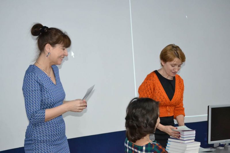 Фото к Информационный центр по атомной энергии наградил лучших в конкурсе «Наука и техника в лицах»