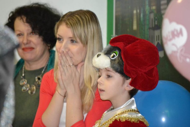 Фото к Благотворительная ёлка в Информационном центре по атомной энергии Воронежа