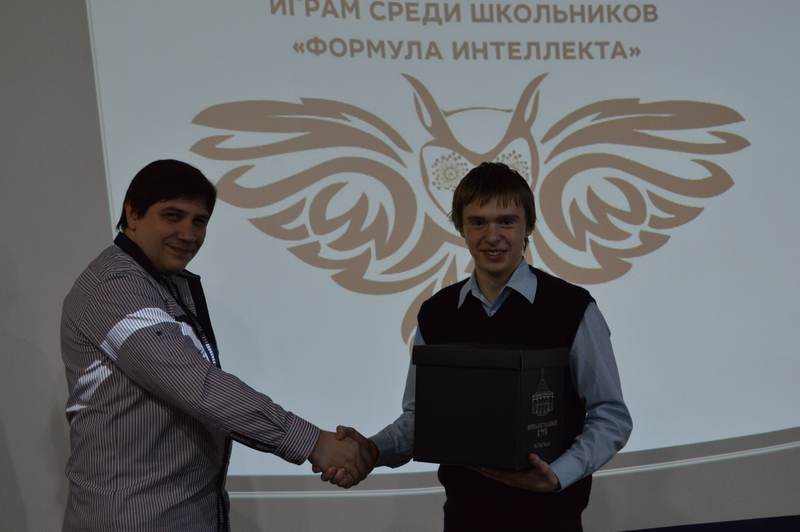 Фото к Раскрыт секрет «Формулы интеллекта» — горящие глаза и движение вперед