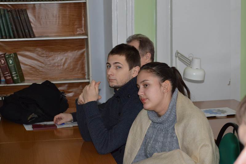 Фото к Открытие атомного уголка в главной библиотеке Воронежской области