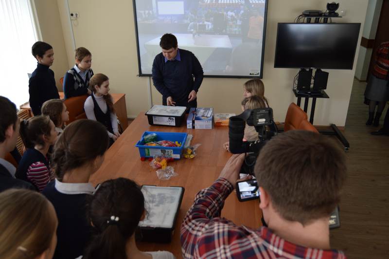 Фото к Всероссийская неделя высоких технологий в Воронеже: робототехника и 3D технологии