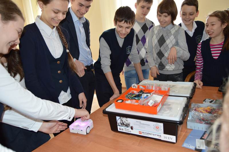 Фото к Всероссийская неделя высоких технологий в Воронеже: робототехника и 3D технологии