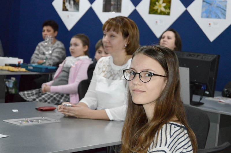 Фото к Младшие школьники поделились своими открытиями в информационном центре по атомной энергии