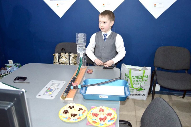 Фото к Младшие школьники поделились своими открытиями в информационном центре по атомной энергии