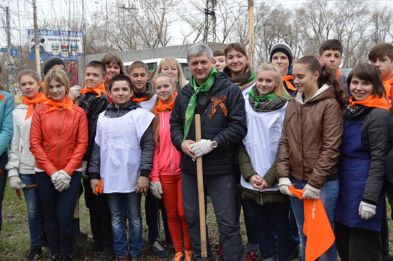 Фото к Субботник под девизом «Завтра будет!»