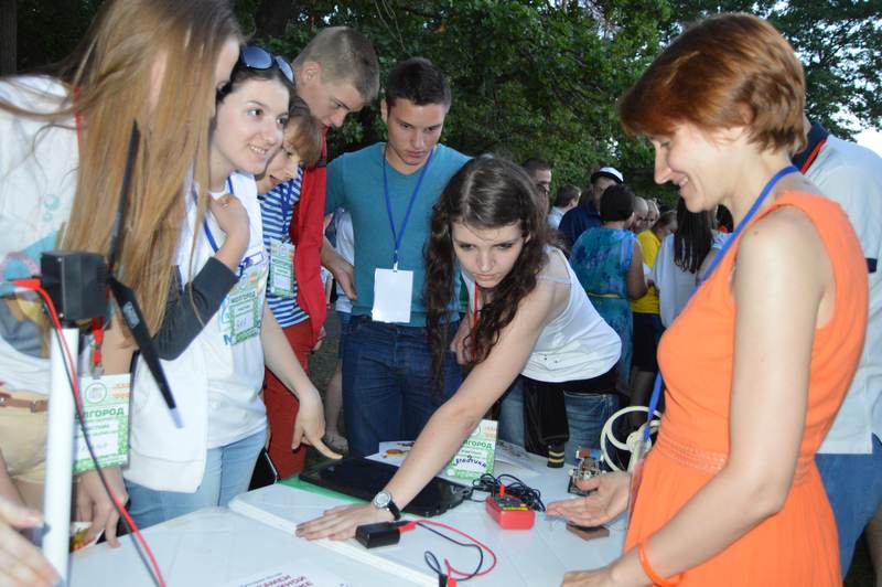 Фото к День науки на областном молодёжном форуме «Молгород-2015» Воронежской области