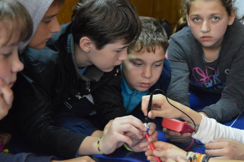 Фото к 3 дня с наукой: ИЦАЭ Воронежа стал организатором научного направления смены лагеря «Костер»