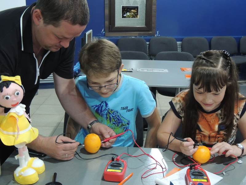 Фото к Об  источниках электрической энергии узнаем из экспериментов в ИЦАЭ