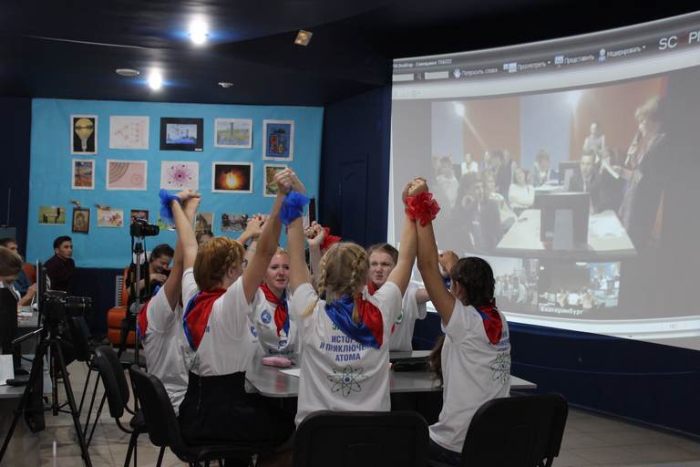 Фото к Воронежская команда победила в межрегиональной экологической игре «История и приключения атома»