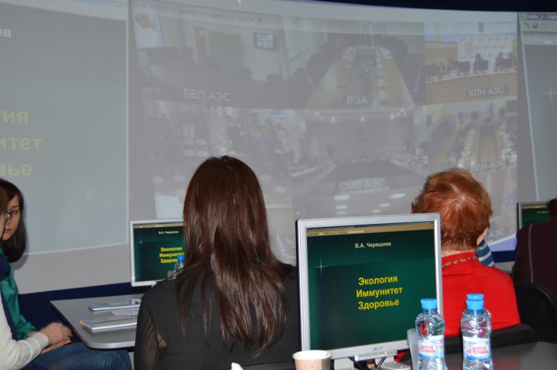 Фото к В информационном центре по атомной энергии Воронежа состоялись видеоконференции для работников образовательных и медицинских учреждений области