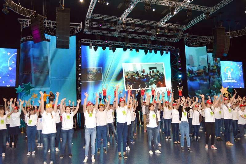 Фото к Информационный центр по атомной энергии принял участие в форуме одаренных детей Воронежской области