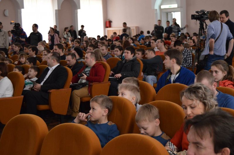 Фото к ИЦАЭ Воронежа принял участие в фестивале «РОБОАРТ 2016»