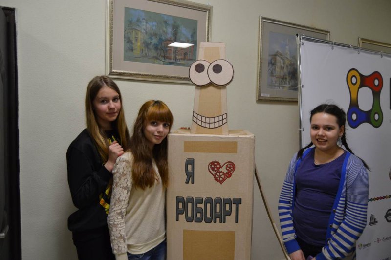 Фото к ИЦАЭ Воронежа принял участие в фестивале «РОБОАРТ 2016»