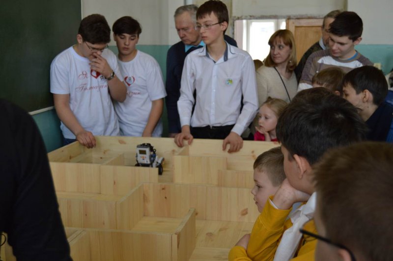 Фото к ИЦАЭ Воронежа принял участие в фестивале «РОБОАРТ 2016»