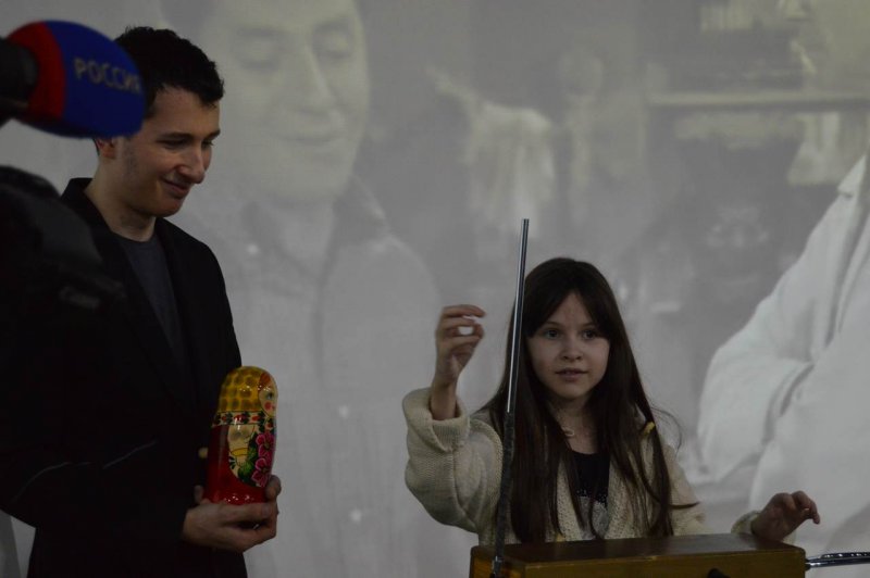 Фото к Наука сквозь призму музыки: в Воронеже выступил Петр Термен