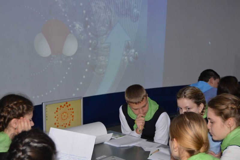 Фото к В Информационном центре по атомной энергии подвели итоги областного сетевого экологического Брейн-ринга