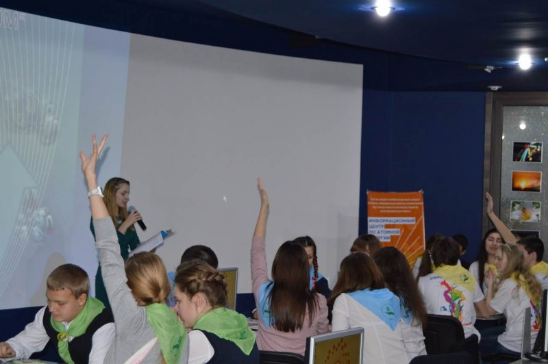 Фото к В Информационном центре по атомной энергии подвели итоги областного сетевого экологического Брейн-ринга