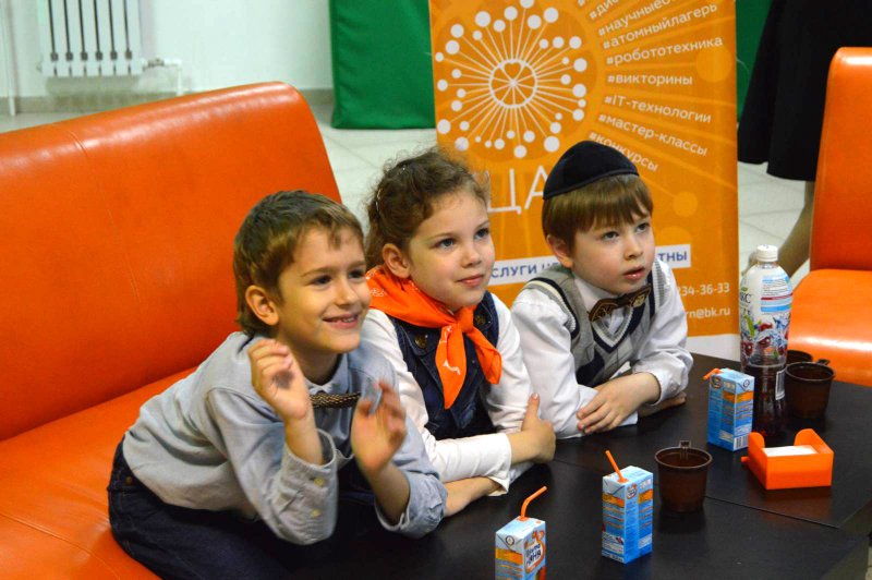 Фото к Воронежские дошкольники победили в «Что? Где? Когда?»