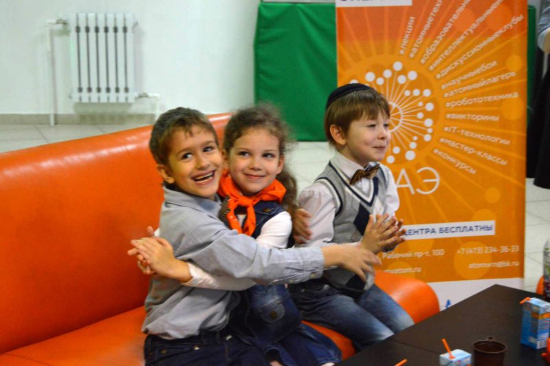 Фото к Воронежские дошкольники победили в «Что? Где? Когда?»